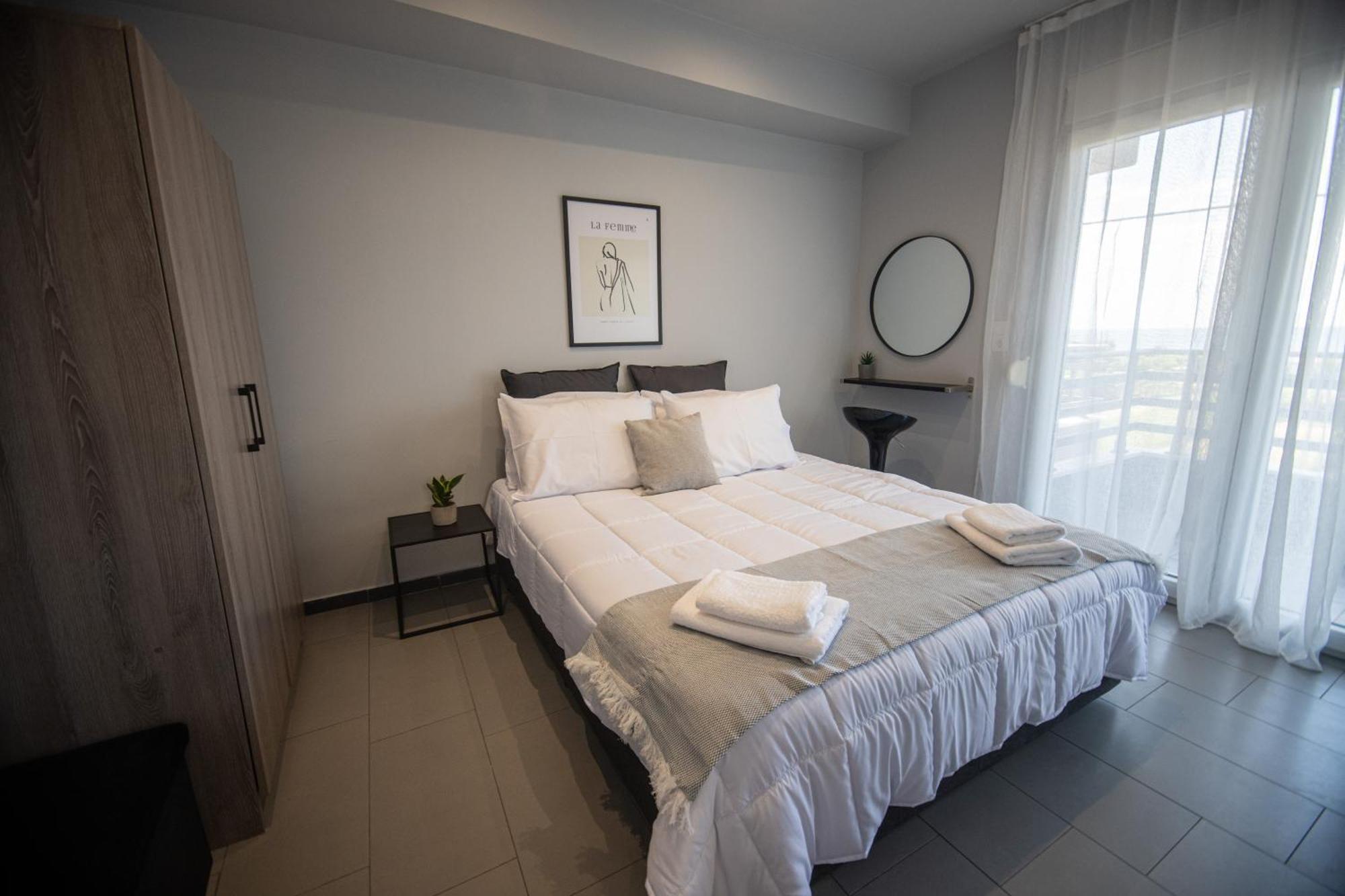 Relax Apartments Alexandroupoli Bagian luar foto
