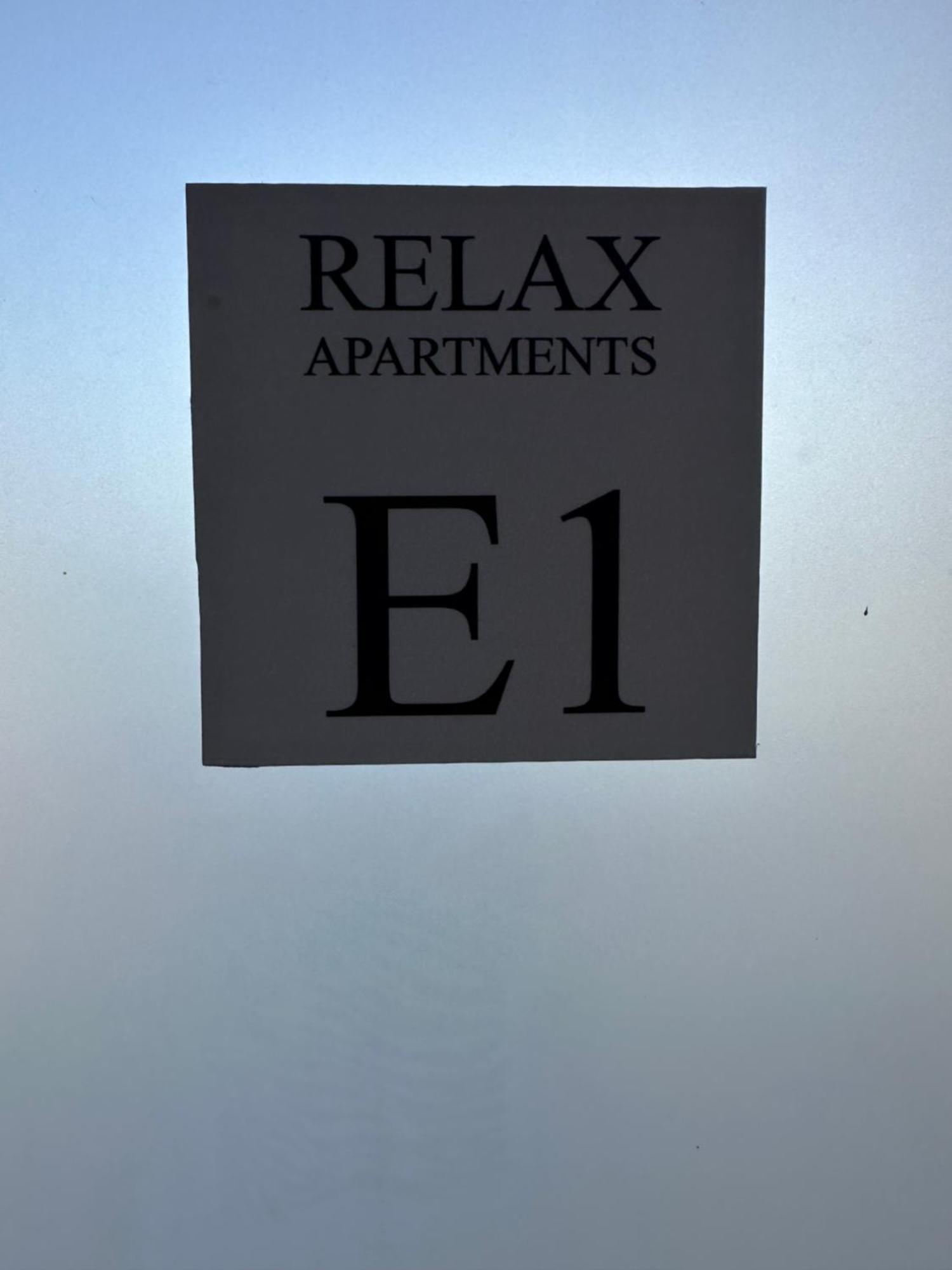 Relax Apartments Alexandroupoli Bagian luar foto