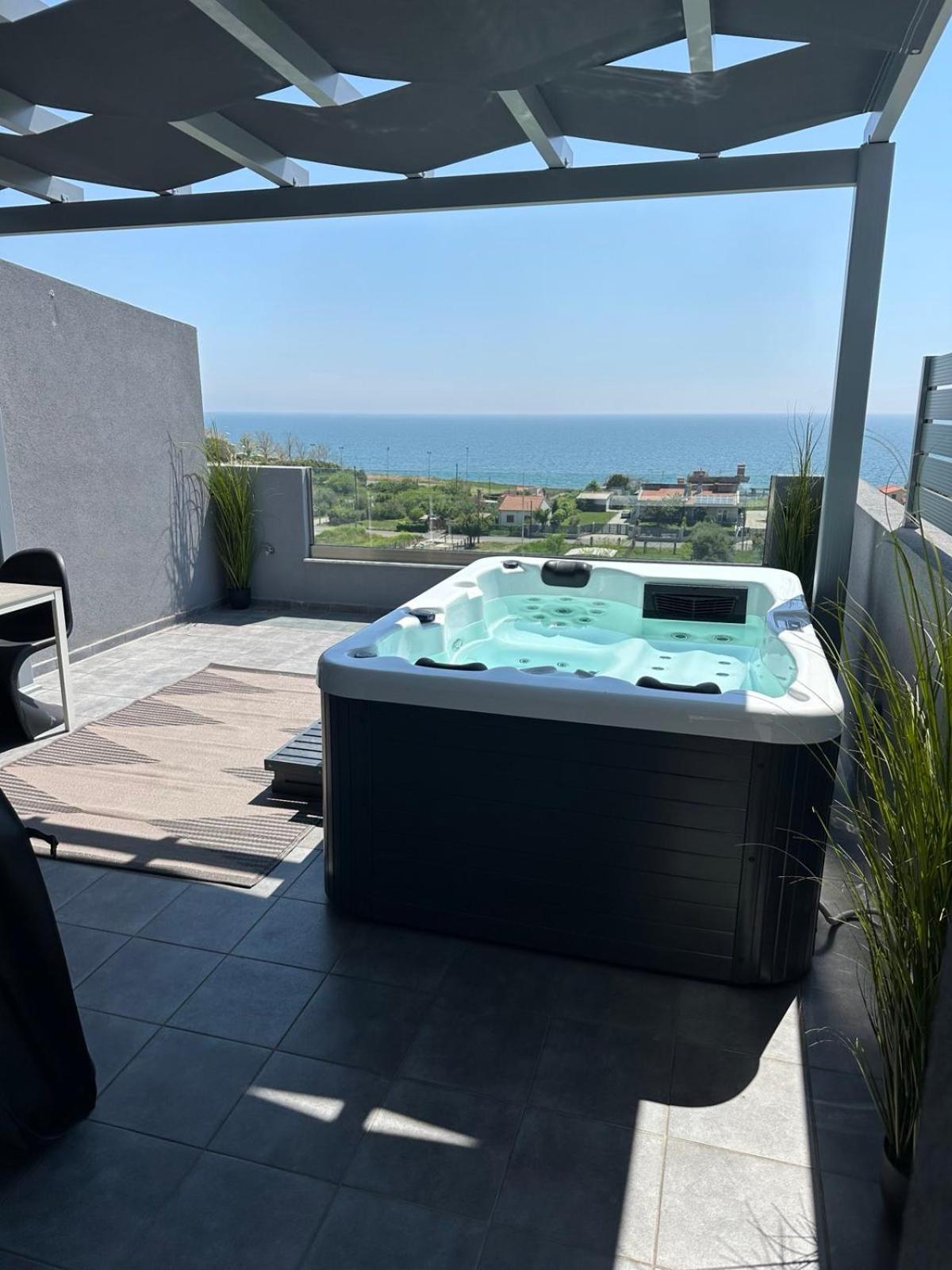 Relax Apartments Alexandroupoli Bagian luar foto